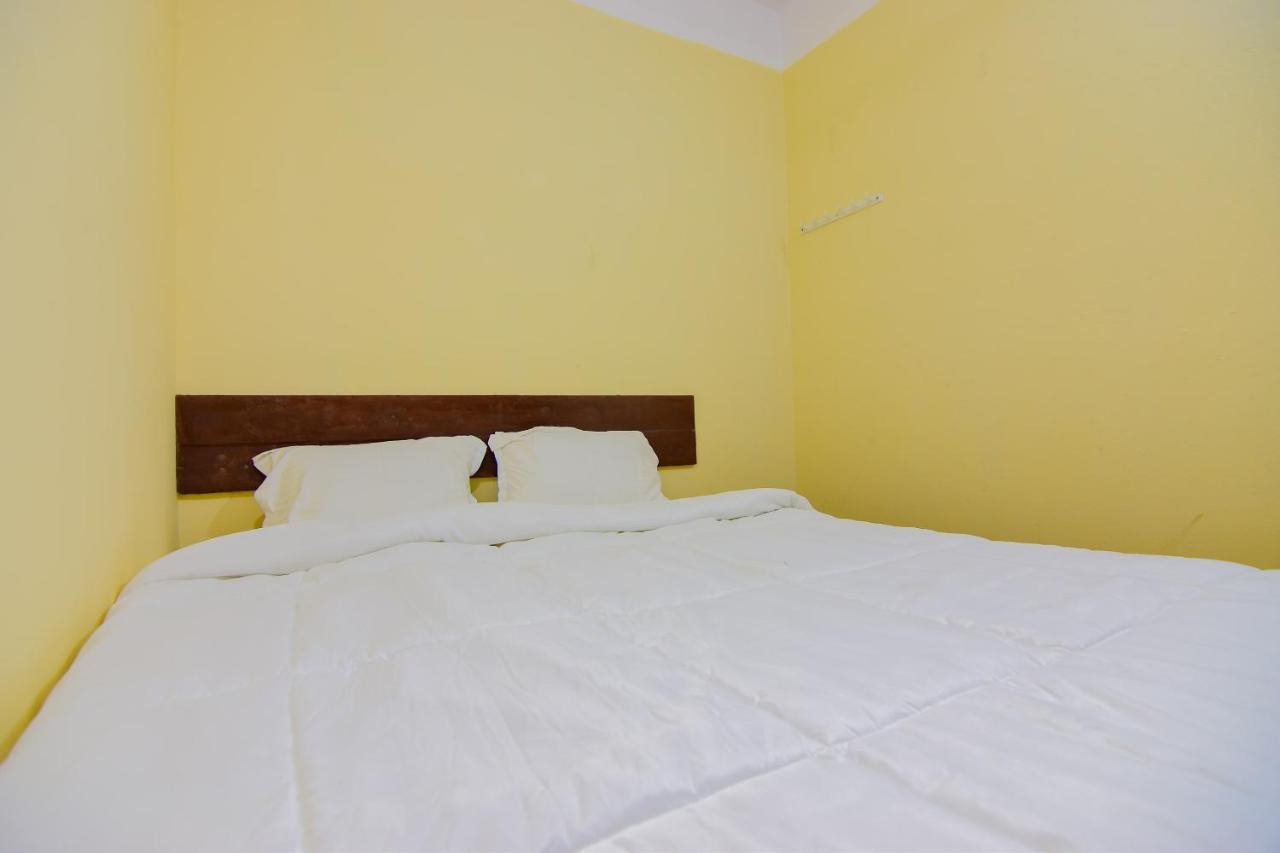 Spot On 30735 Dreamland Guest House Dispur Esterno foto