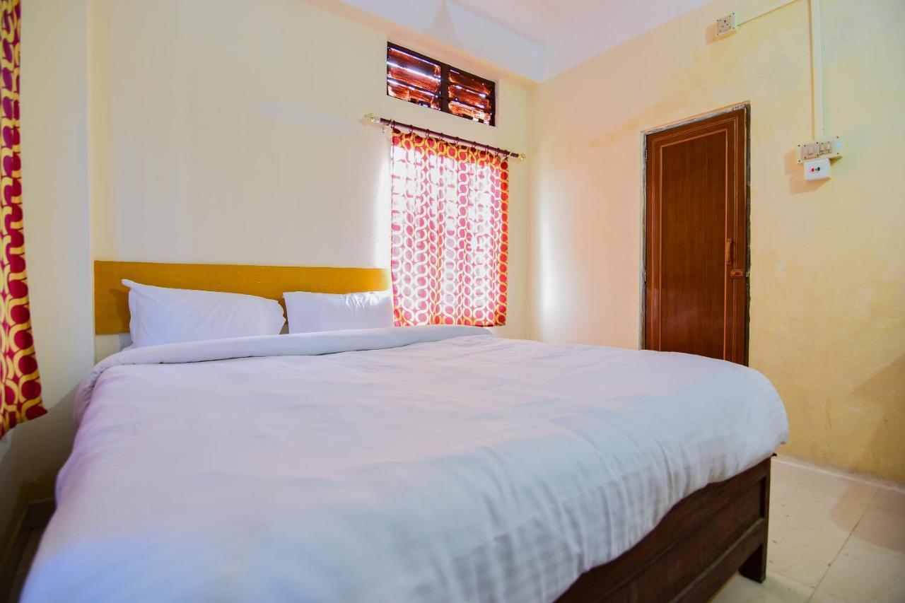 Spot On 30735 Dreamland Guest House Dispur Esterno foto